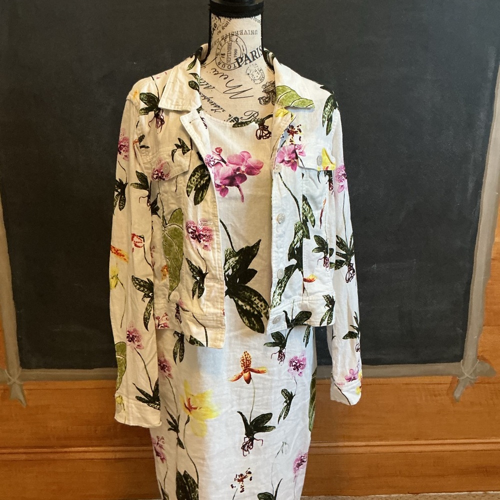 Joie 2 piece sleeveless dress and matching long sleeved jacket w/ Floral Design